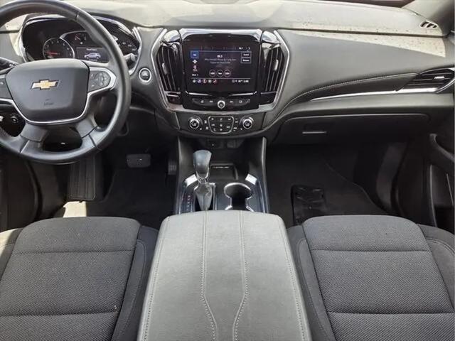 2023 Chevrolet Traverse FWD LT Cloth