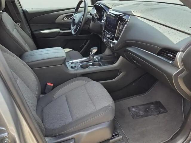 2023 Chevrolet Traverse FWD LT Cloth