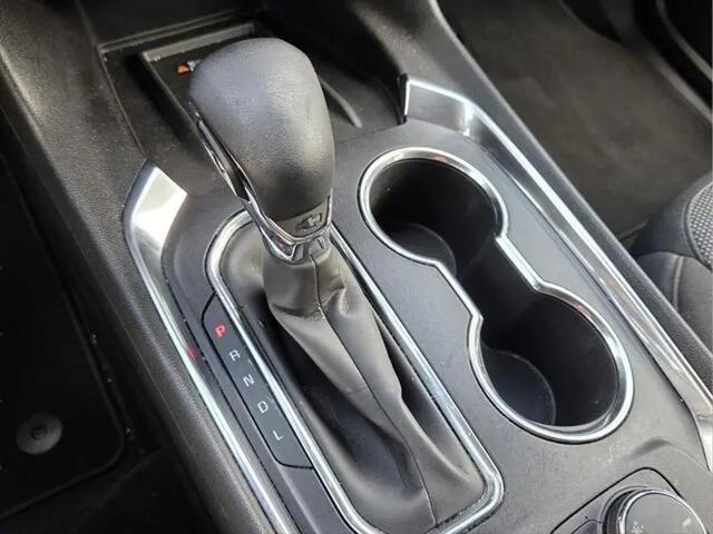 2023 Chevrolet Traverse FWD LT Cloth