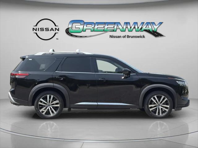 2023 Nissan Pathfinder Platinum 4WD