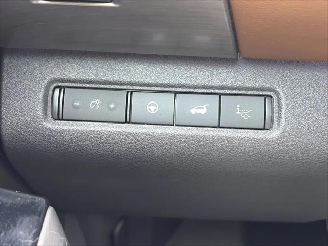 2023 Nissan Pathfinder Platinum 4WD