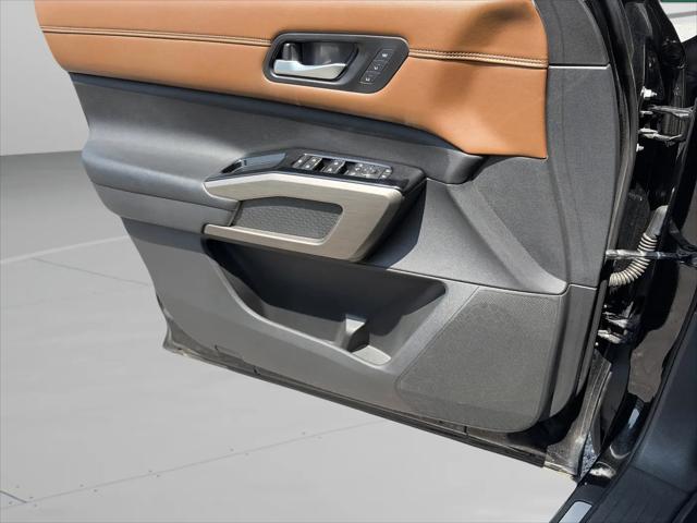 2023 Nissan Pathfinder Platinum 4WD