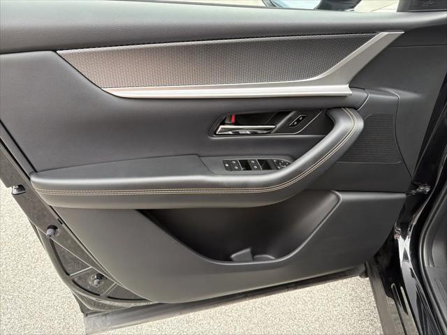 2025 Mazda X-90 Preferred Package