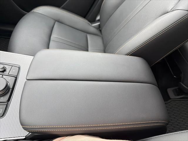 2025 Mazda X-90 Preferred Package