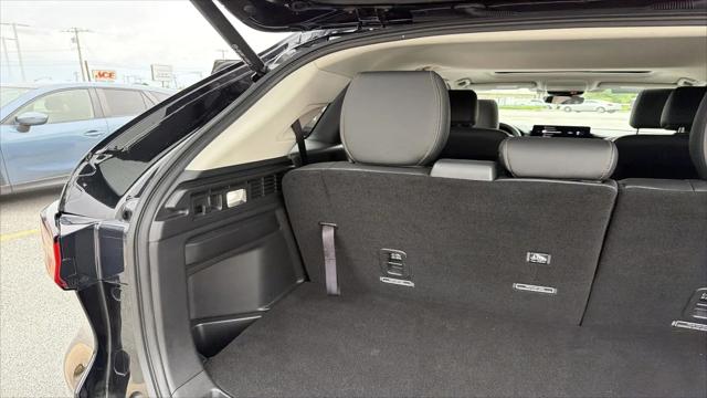 2025 Mazda X-90 Preferred Package