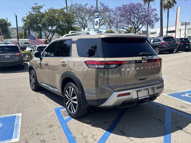 2023 Nissan Pathfinder Platinum 4WD