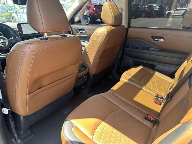 2023 Nissan Pathfinder Platinum 4WD