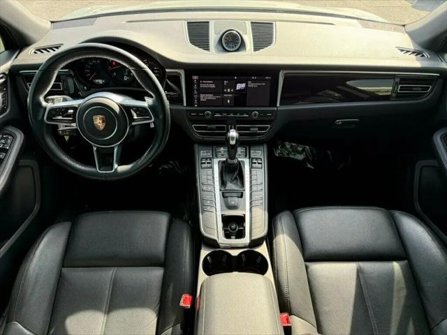 2019 Porsche Macan Macan