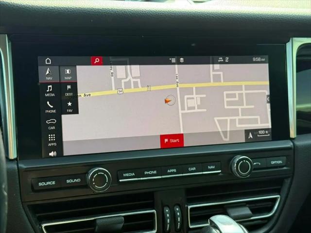 2019 Porsche Macan Macan