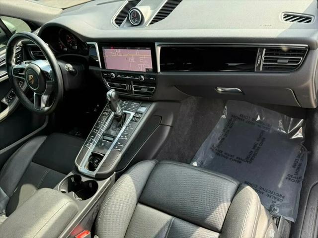 2019 Porsche Macan Macan