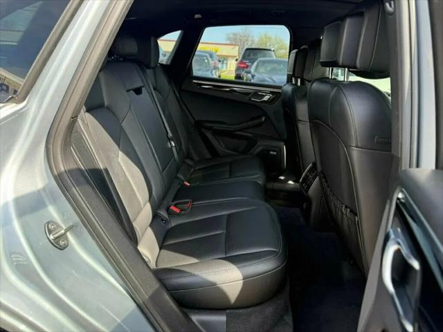 2019 Porsche Macan Macan