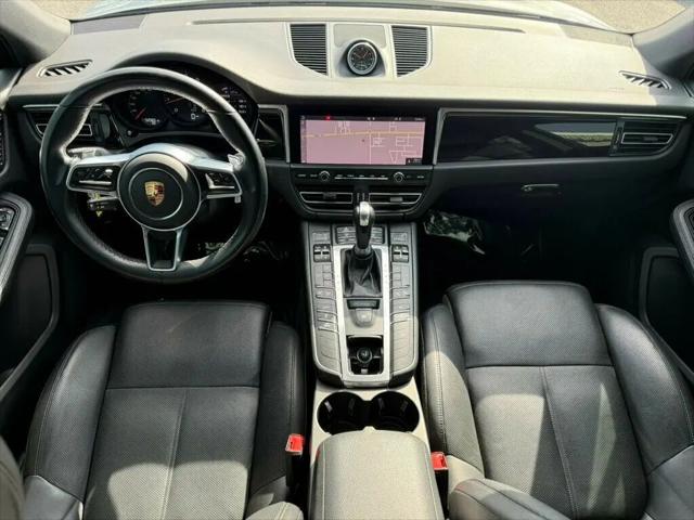 2019 Porsche Macan Macan