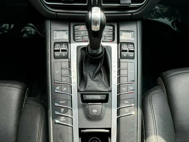 2019 Porsche Macan Macan