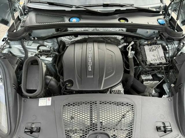 2019 Porsche Macan Macan