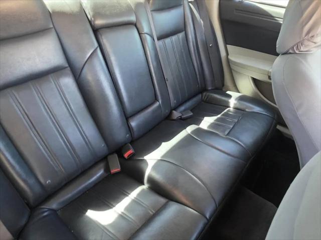 2005 Chrysler 300 Base