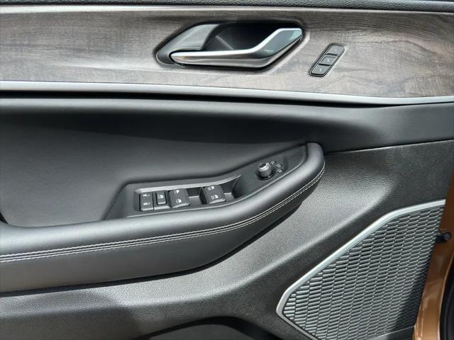 2026 Jeep Grand Cherokee Limited 4x2