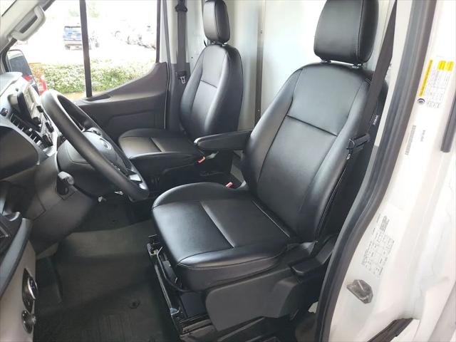 2023 Ford Transit Cutaway T-350