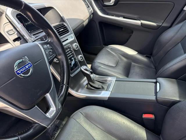 2016 Volvo XC60 T5 Premier