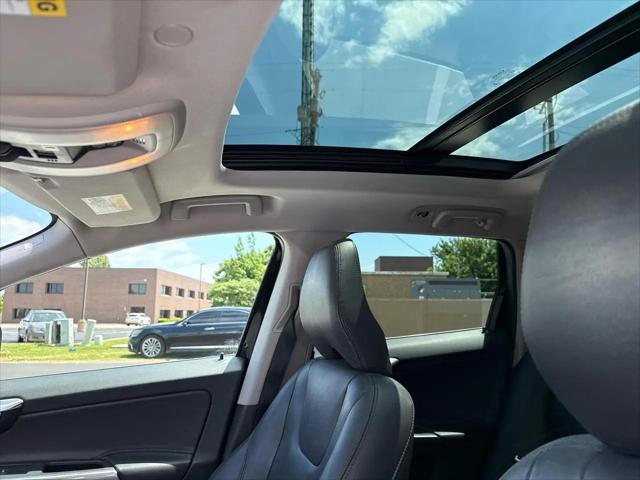 2016 Volvo XC60 T5 Premier