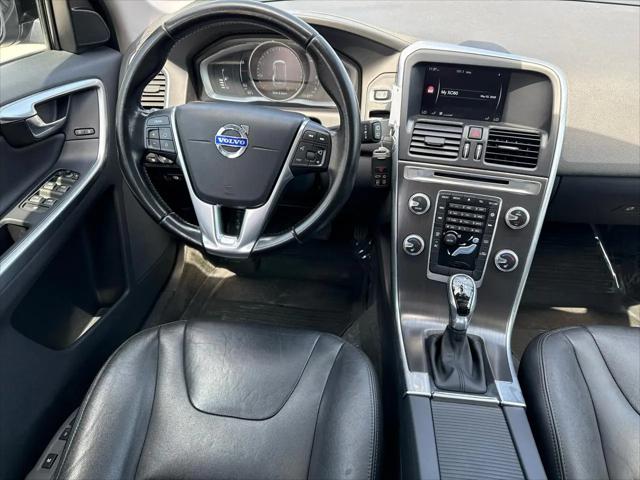 2016 Volvo XC60 T5 Premier