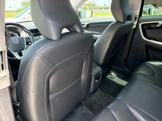 2016 Volvo XC60 T5 Premier