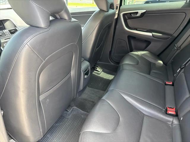 2016 Volvo XC60 T5 Premier