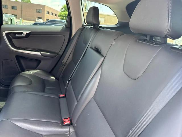2016 Volvo XC60 T5 Premier