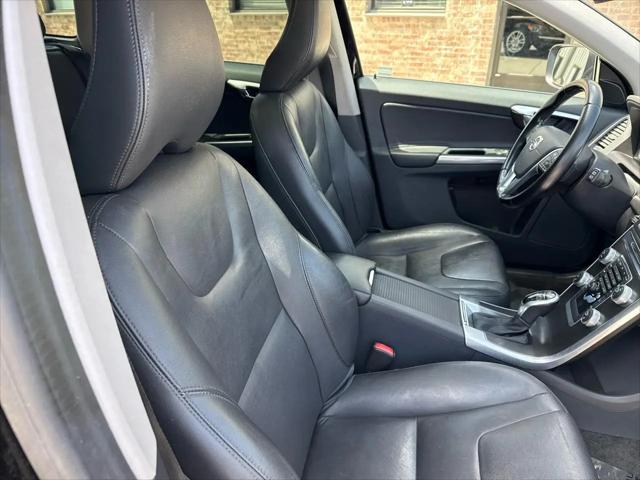 2016 Volvo XC60 T5 Premier