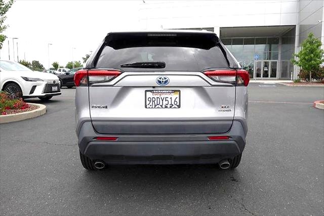 2021 Toyota RAV4 Hybrid XLE