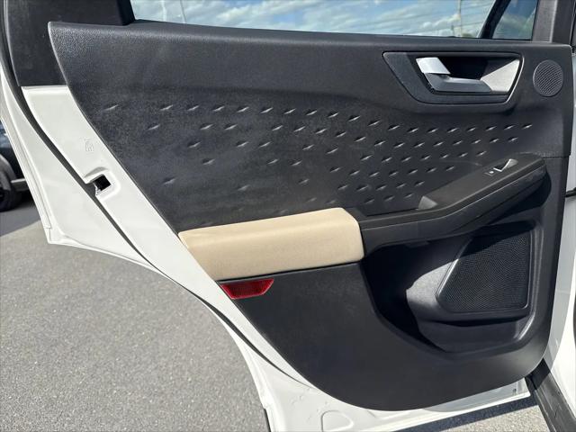 2020 Ford Escape Titanium Hybrid