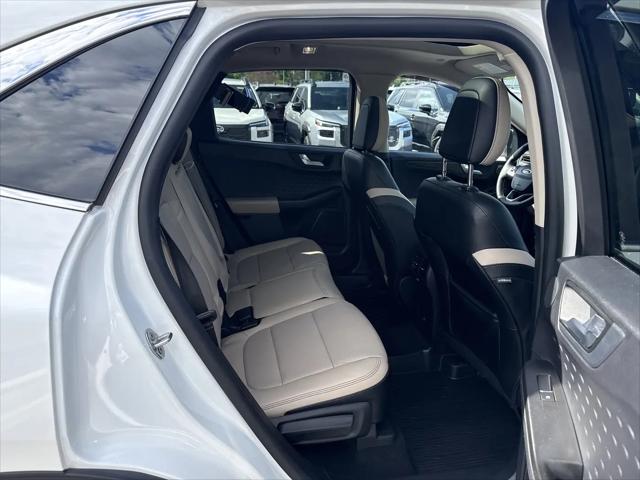 2020 Ford Escape Titanium Hybrid
