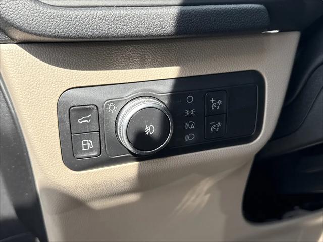 2020 Ford Escape Titanium Hybrid
