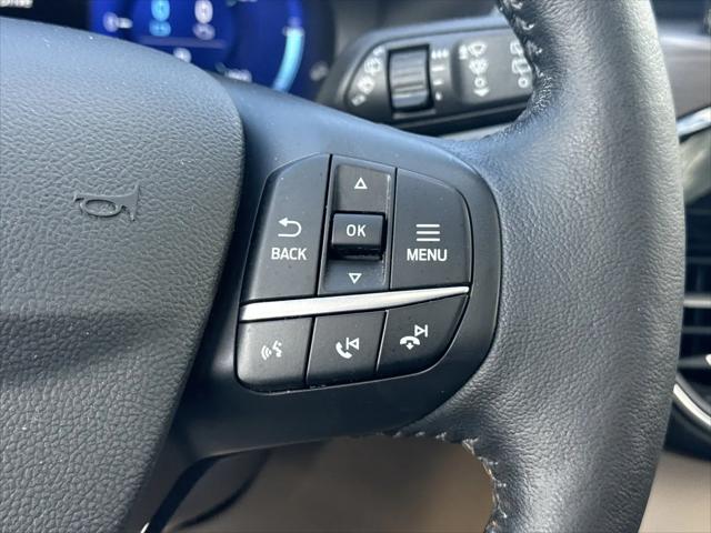2020 Ford Escape Titanium Hybrid
