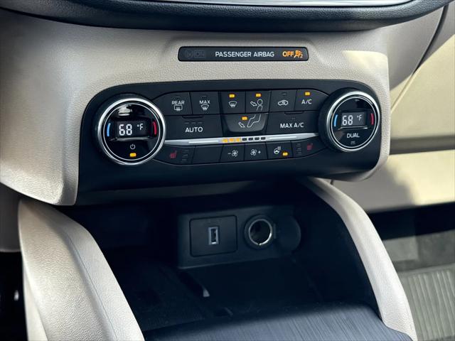 2020 Ford Escape Titanium Hybrid