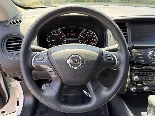 2018 Nissan Pathfinder S