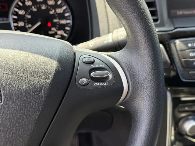 2018 Nissan Pathfinder S