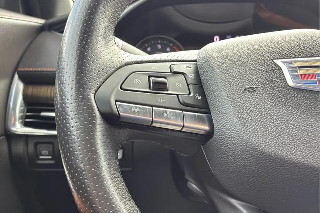 2020 Cadillac XT4 FWD Sport