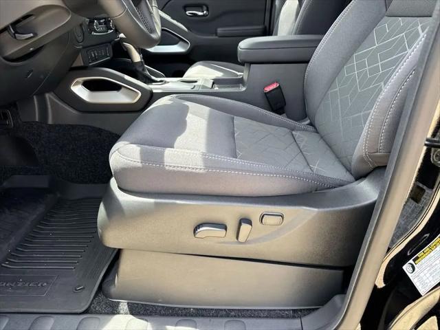 2026 Nissan Frontier Crew Cab SV 4x2