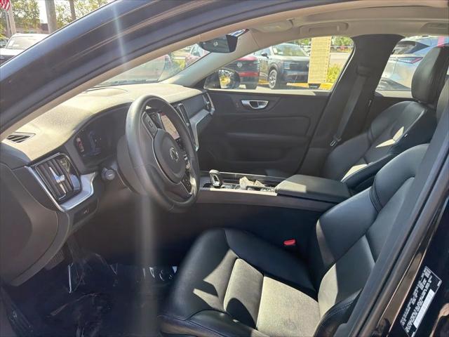 2024 Volvo S60 B5 Core Dark Theme