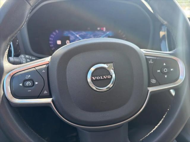 2024 Volvo S60 B5 Core Dark Theme