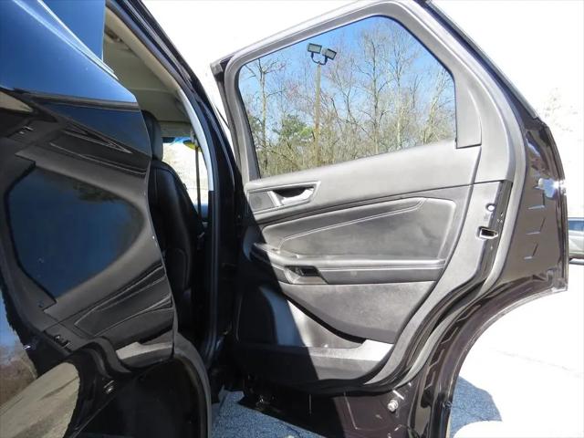 2021 Ford Edge Titanium