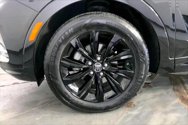 2025 Buick NV Sport Touring FWD