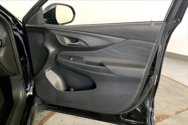 2025 Buick NV Sport Touring FWD