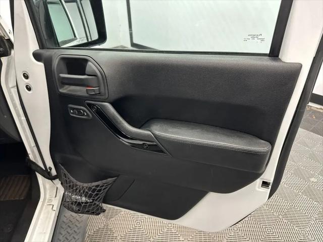 2014 Jeep Wrangler Unlimited Altitude