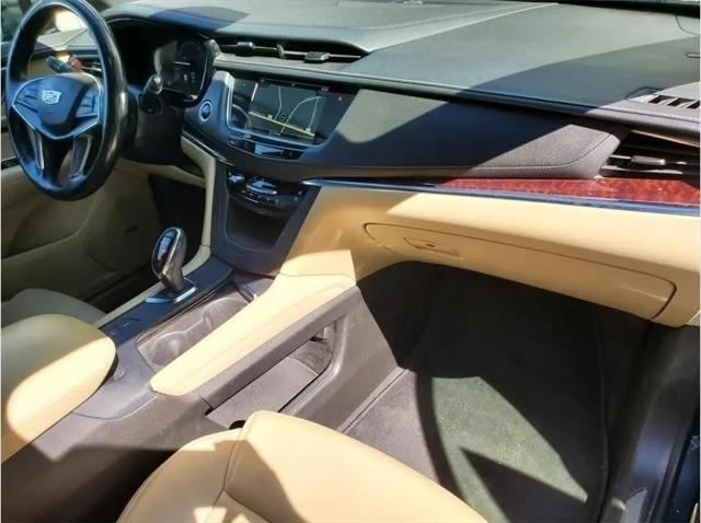 2019 Cadillac XT5 Premium Luxury