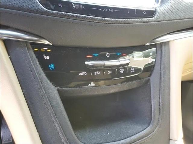 2019 Cadillac XT5 Premium Luxury