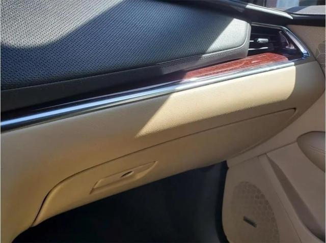 2019 Cadillac XT5 Premium Luxury
