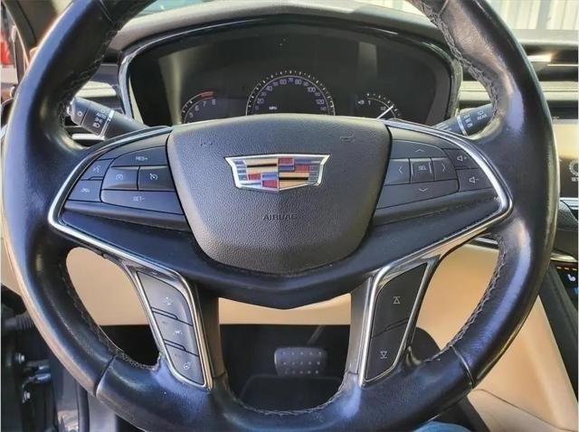 2019 Cadillac XT5 Premium Luxury