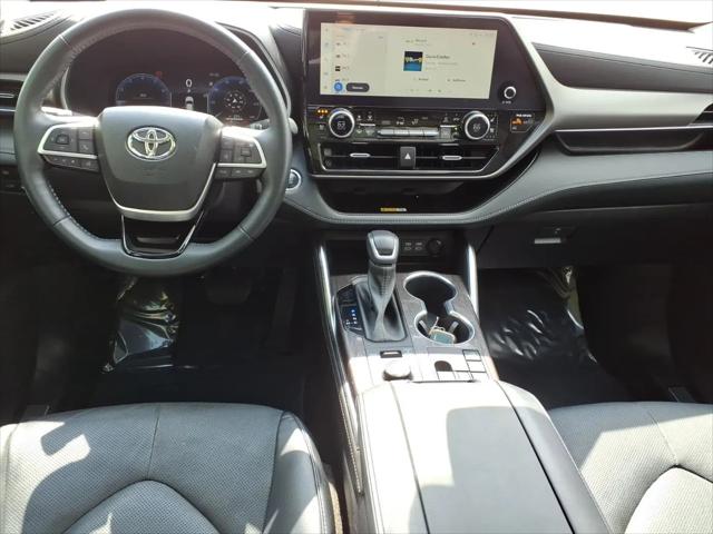 2023 Toyota Highlander Limited