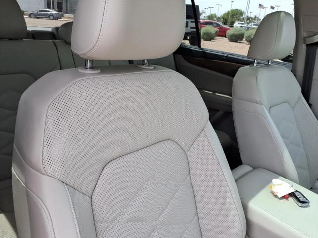 2024 Volkswagen Atlas 2.0T SE w/Technology
